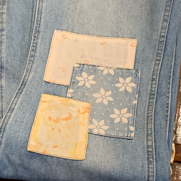 Billabong x Wrangler Flared Patch Jeans - Picture 7 of 8